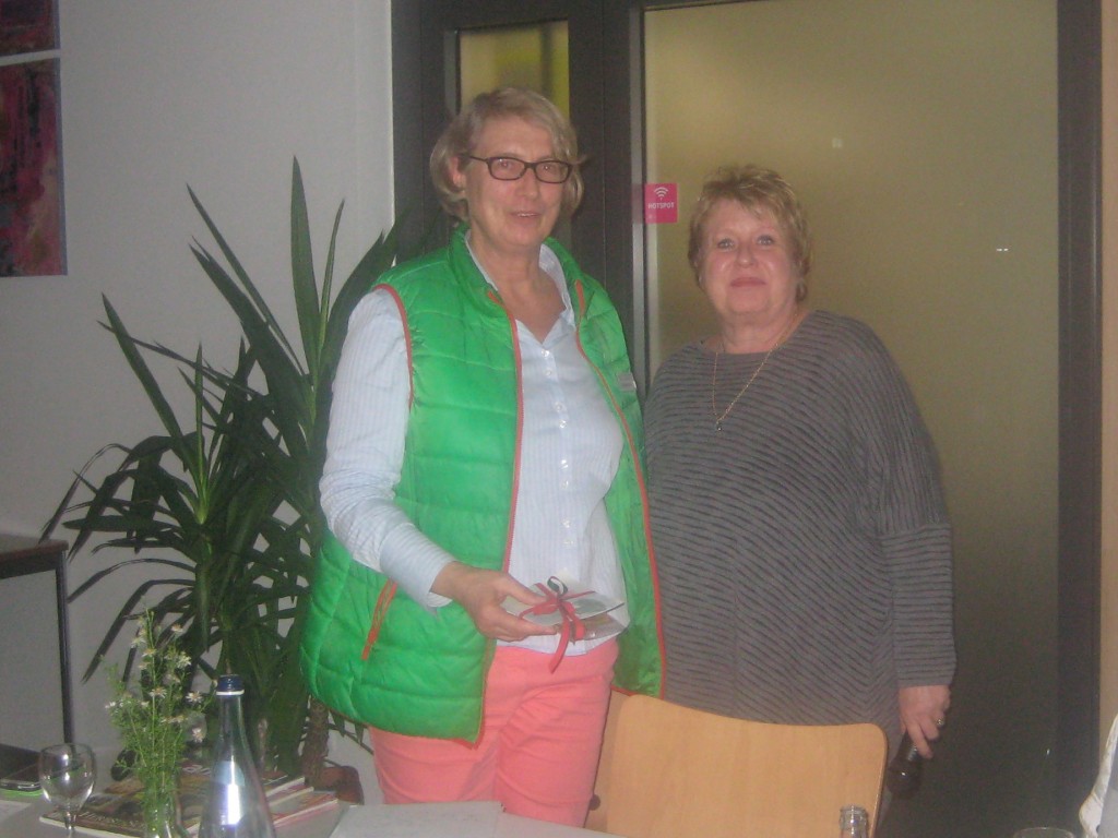 Die Referentin Frau Rieke gab interessante Hilfestellungen zum Thema "Entrümpeln"