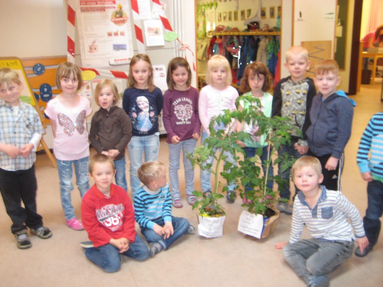 Pflanzen für die Kindergärten | Landfrauenverein Wathlingen